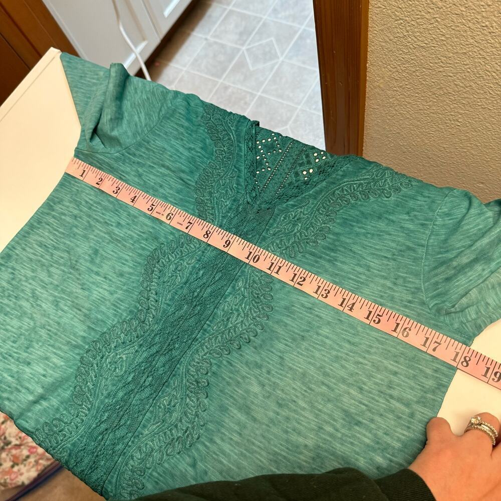 Soft Surroundings Teal Eyelet Knit Boho V-cut Quarter Sleeves Top Women's sz S - Picture 8 of 10